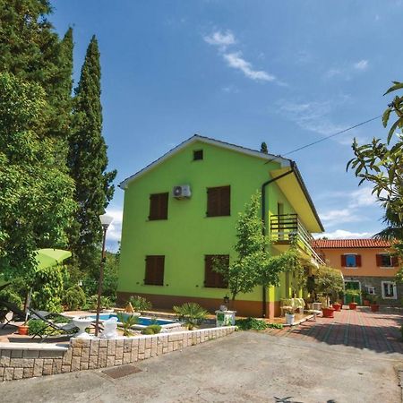 2 Bedroom Awesome Apartment In Portorose Esterno foto
